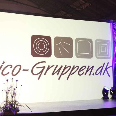 Bagprojektion til firma event